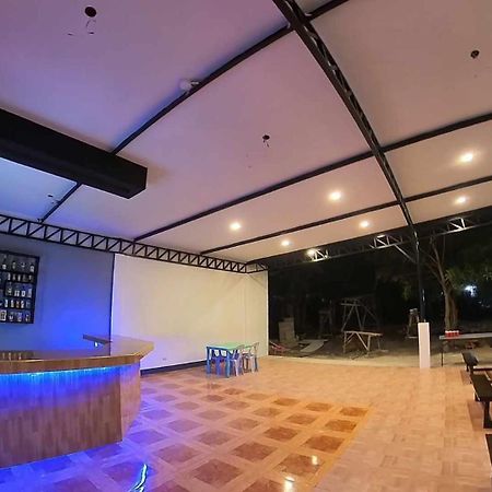 Junie Pension House Moalboal Esterno foto