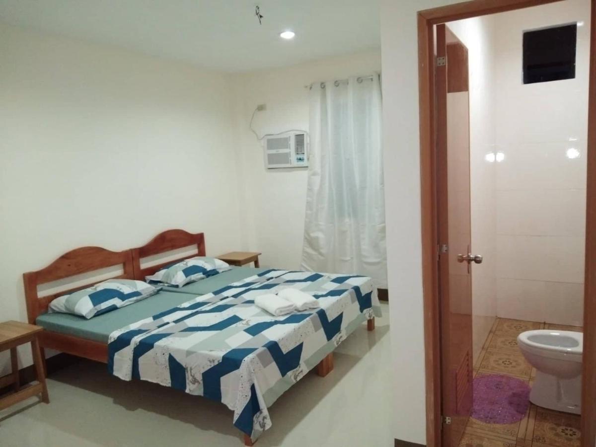 Junie Pension House Moalboal Esterno foto